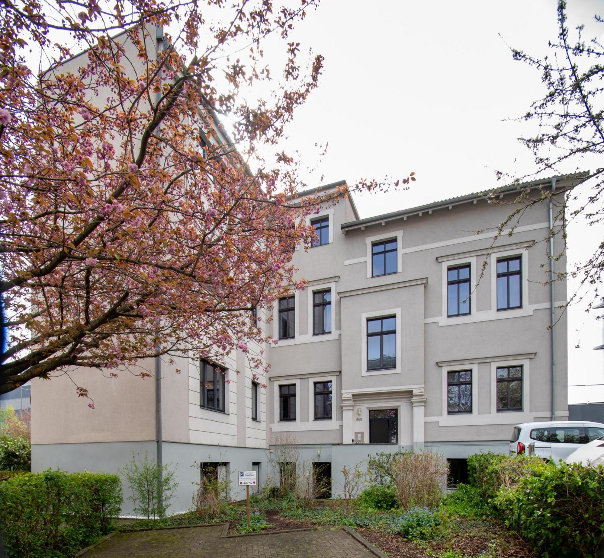 Sweethome - Zentral - Kueche & Parkplatz, Wifi Halle  Ruang foto
